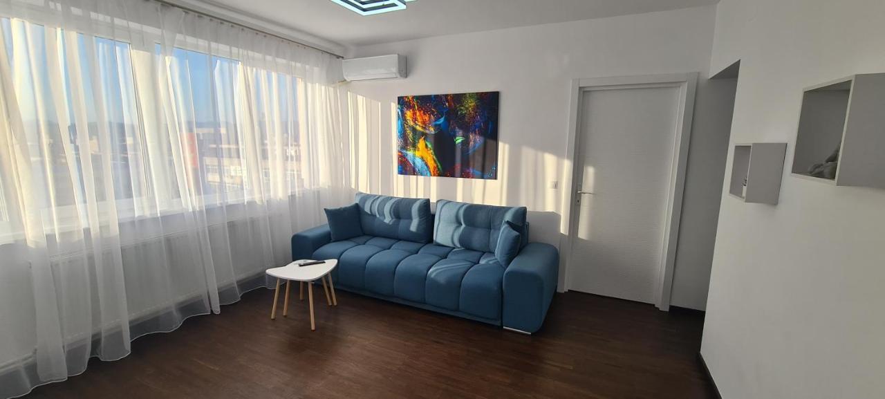 Belvedere Delux Apartment 데바 외부 사진